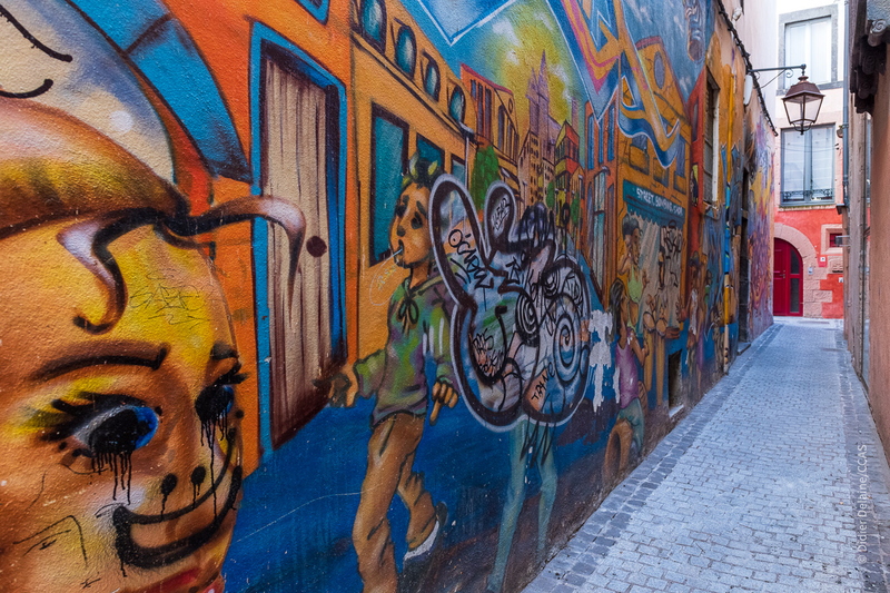 Clermont-Ferrant-Ruelle taguée-002.jpg